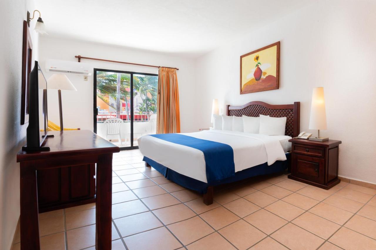 Grand Decameron Complex Bucerias, A Trademark All-Inclusive Resort Ngoại thất bức ảnh